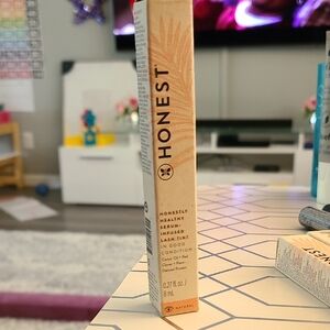 Honest Lash Tint Serum in Natural
